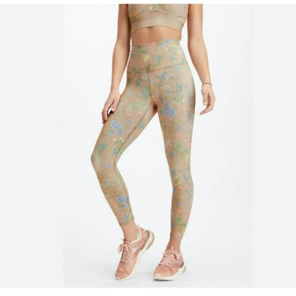 Fabletics PureLux Women's Ultra High Waisted 7/8 Leggings - SZ 1X